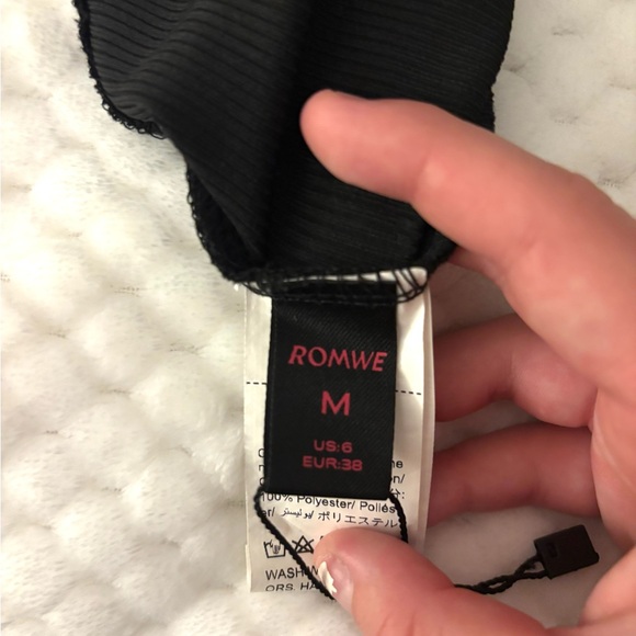 ROMWE Black Ribbed Tube Top - Picture 2 of 2